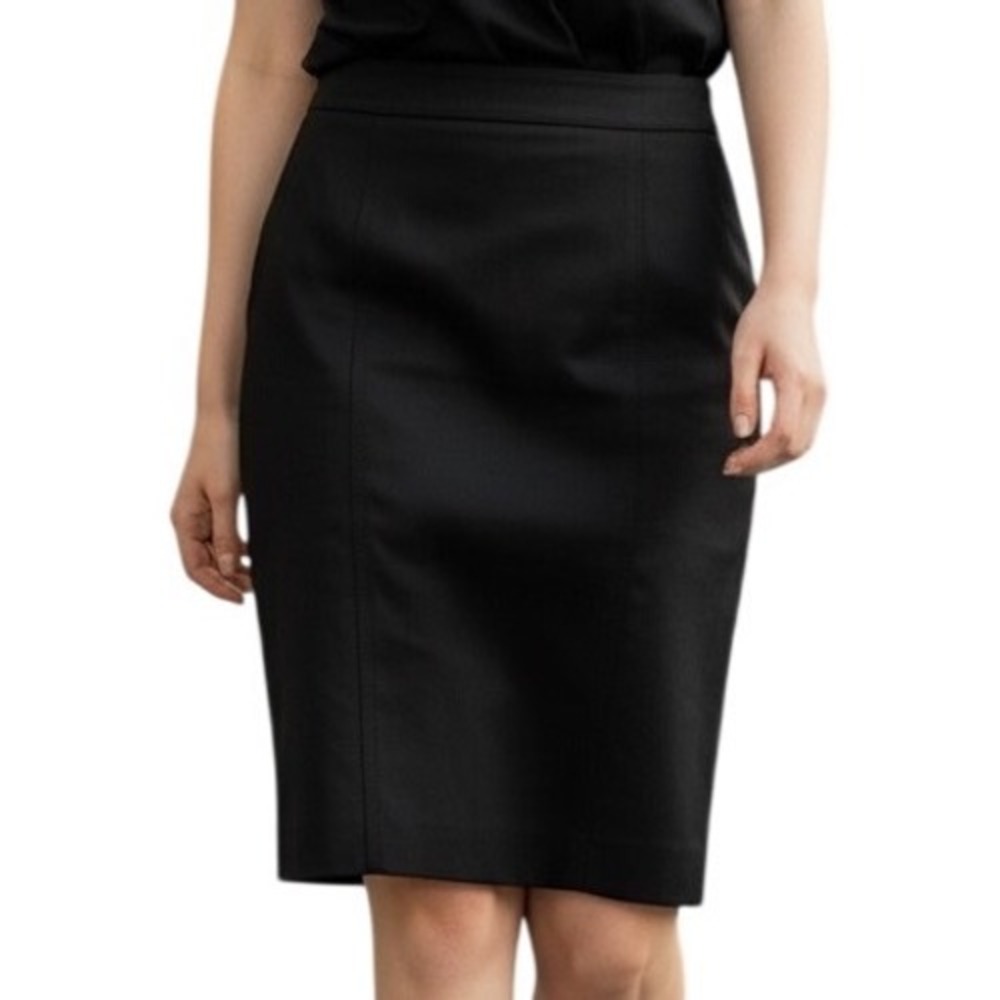 Akris Punto Black Tailored Pencil Skirt Panel Front Office Career Wear